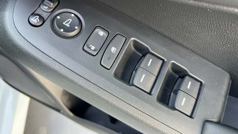 Honda HR-V 1.5 eHEV Elegance 5dr CVT Hybrid Hatchback